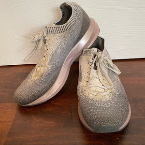 Women’s Brooks Levitate 2